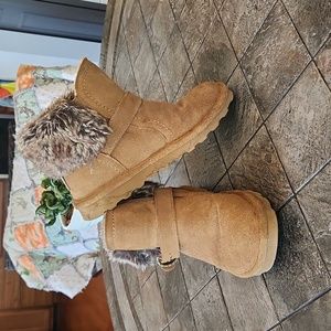 Bearpaw Women Koko Suede Boots Size 7